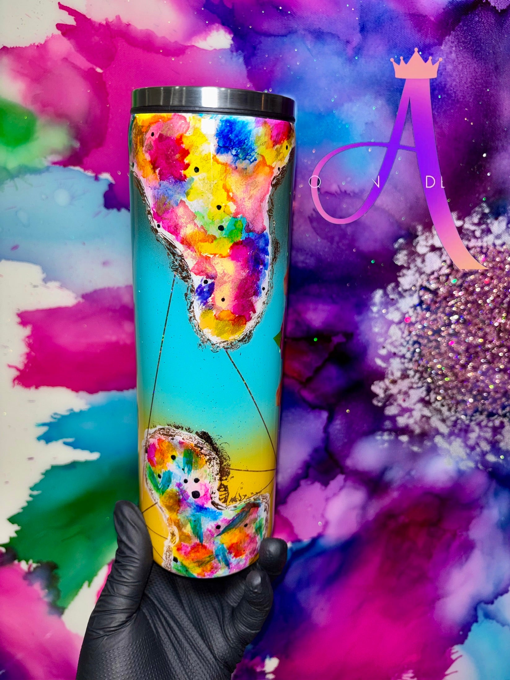 🖤 “Spotted in Style” 🐾30 Oz. Tumbler